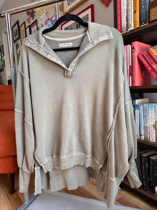 We The Free Tops - We The Free Women’s Olive Green Button up Camden XS